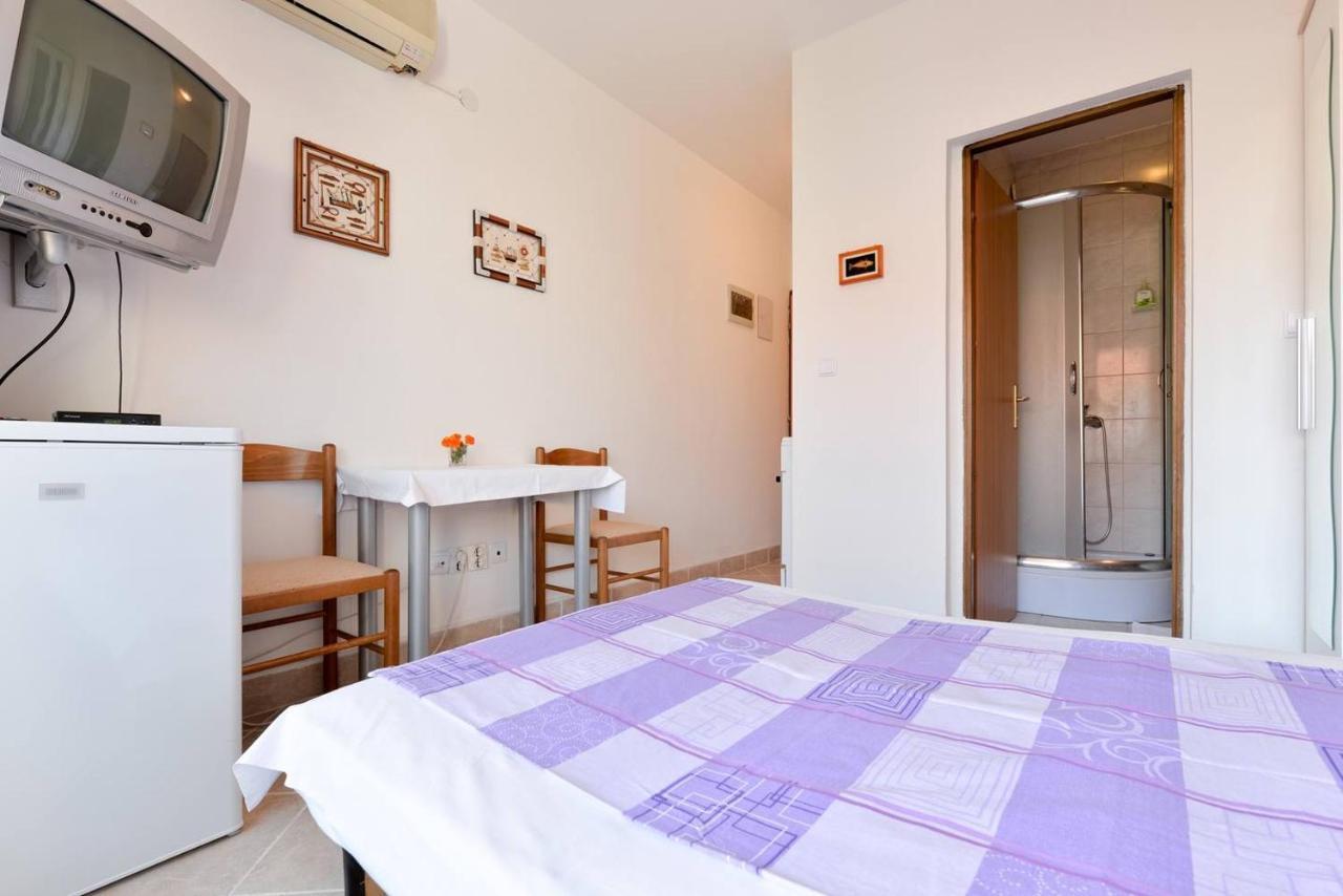 & Hegic Apartment