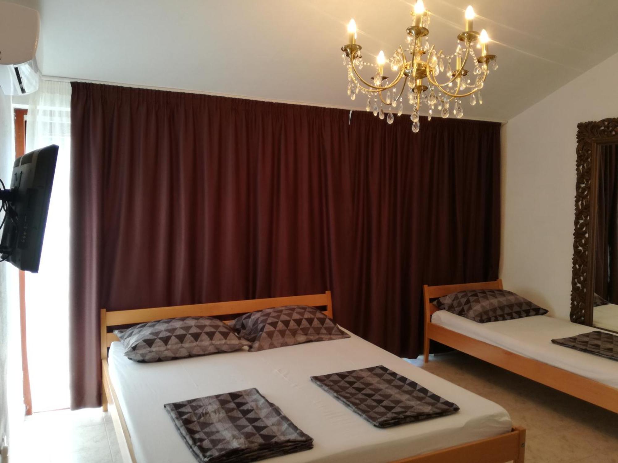 & Hegic Apartment