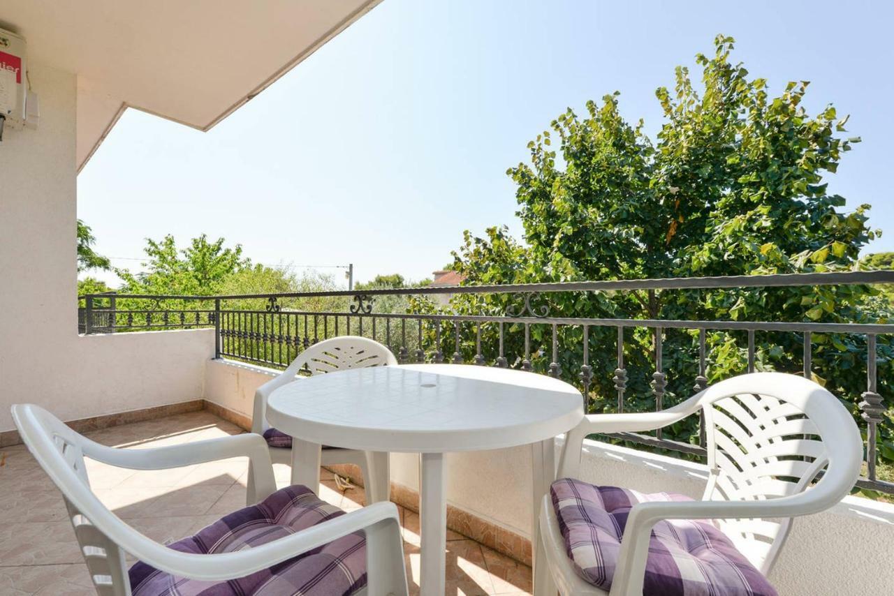 & Hegic Apartment